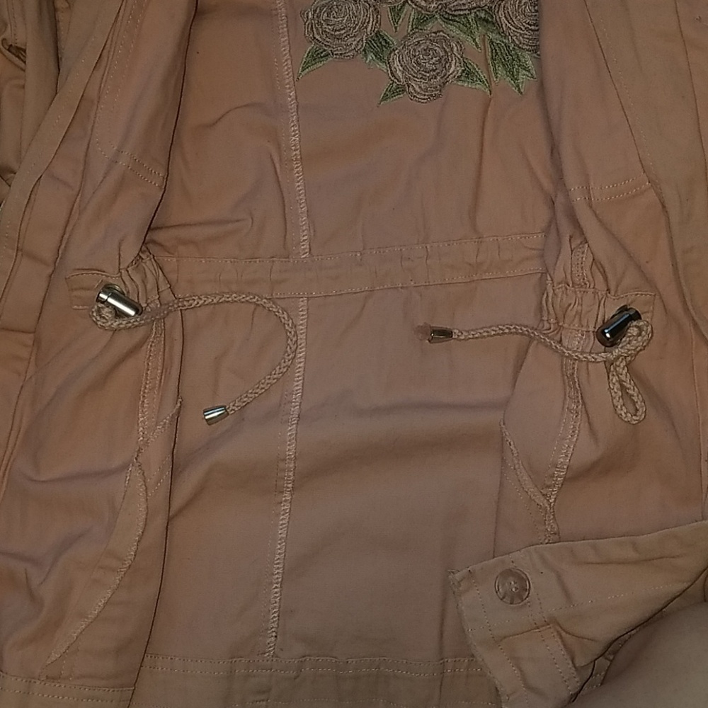 Pink Jacket - Picture 3 of 5